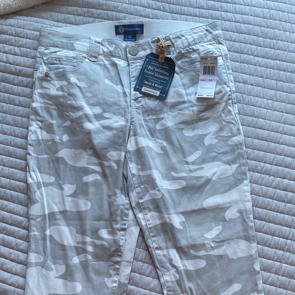 Democracy Camo Ankle Pant